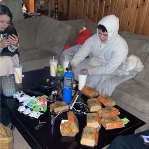 Meet your Posher, Robert